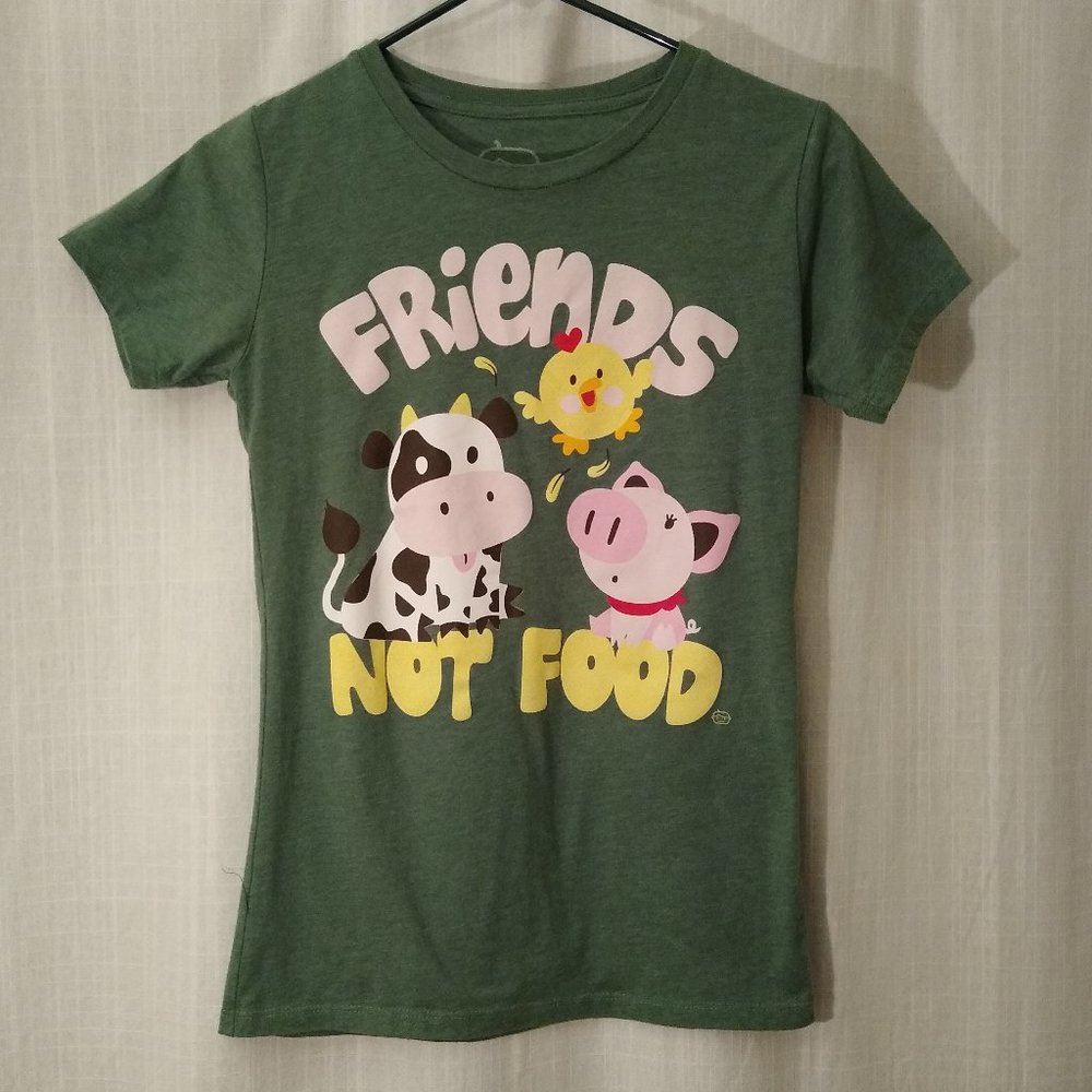 "Friends Not Food" animal t-shirt 🐄🐖🐥